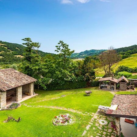Agriturismo Il Salice Tizzano Val Parma Eksteriør billede