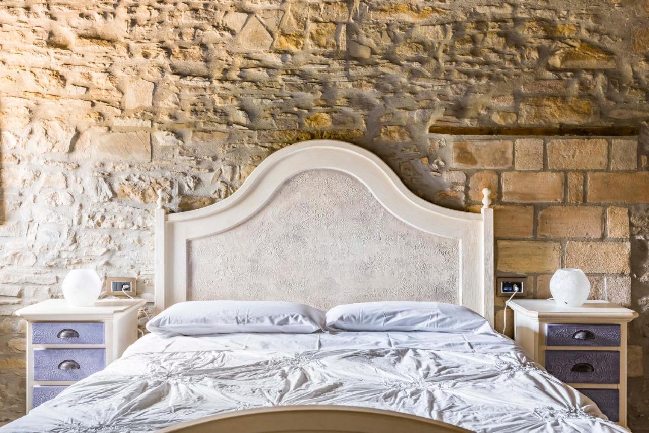 Agriturismo Il Salice Tizzano Val Parma Eksteriør billede