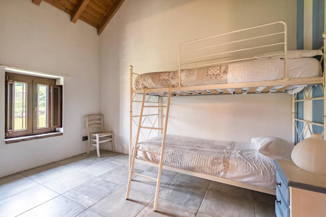 Agriturismo Il Salice Tizzano Val Parma Eksteriør billede