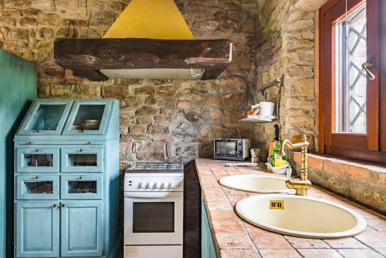 Agriturismo Il Salice Tizzano Val Parma Eksteriør billede