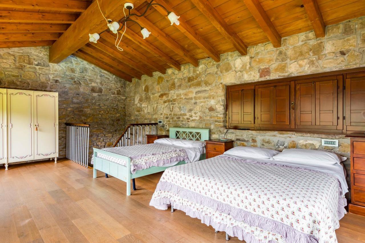 Agriturismo Il Salice Tizzano Val Parma Eksteriør billede