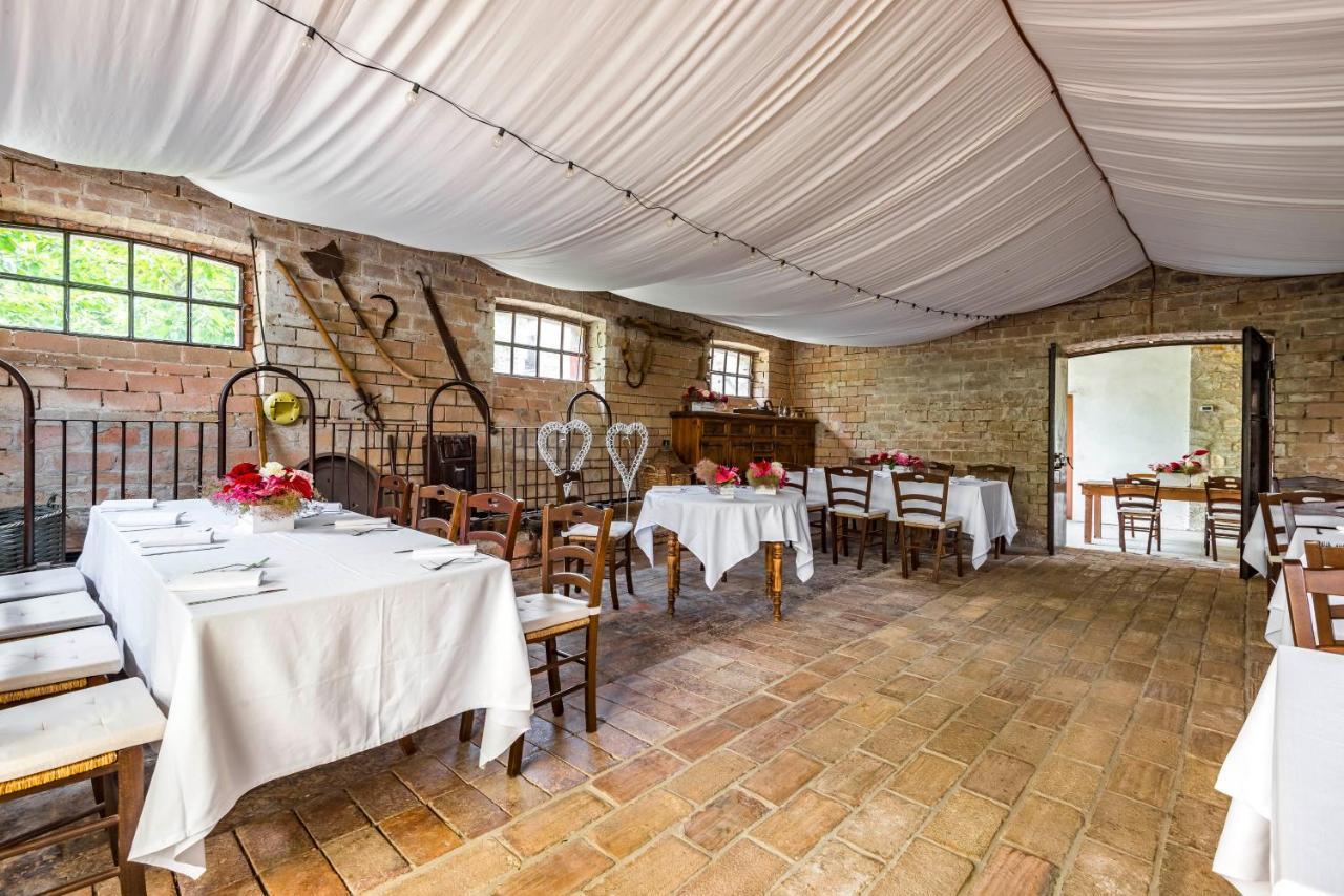 Agriturismo Il Salice Tizzano Val Parma Eksteriør billede